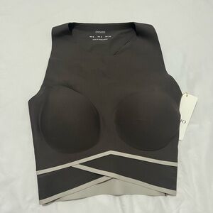 Oysho Black and Gray Women's Muscle Tee